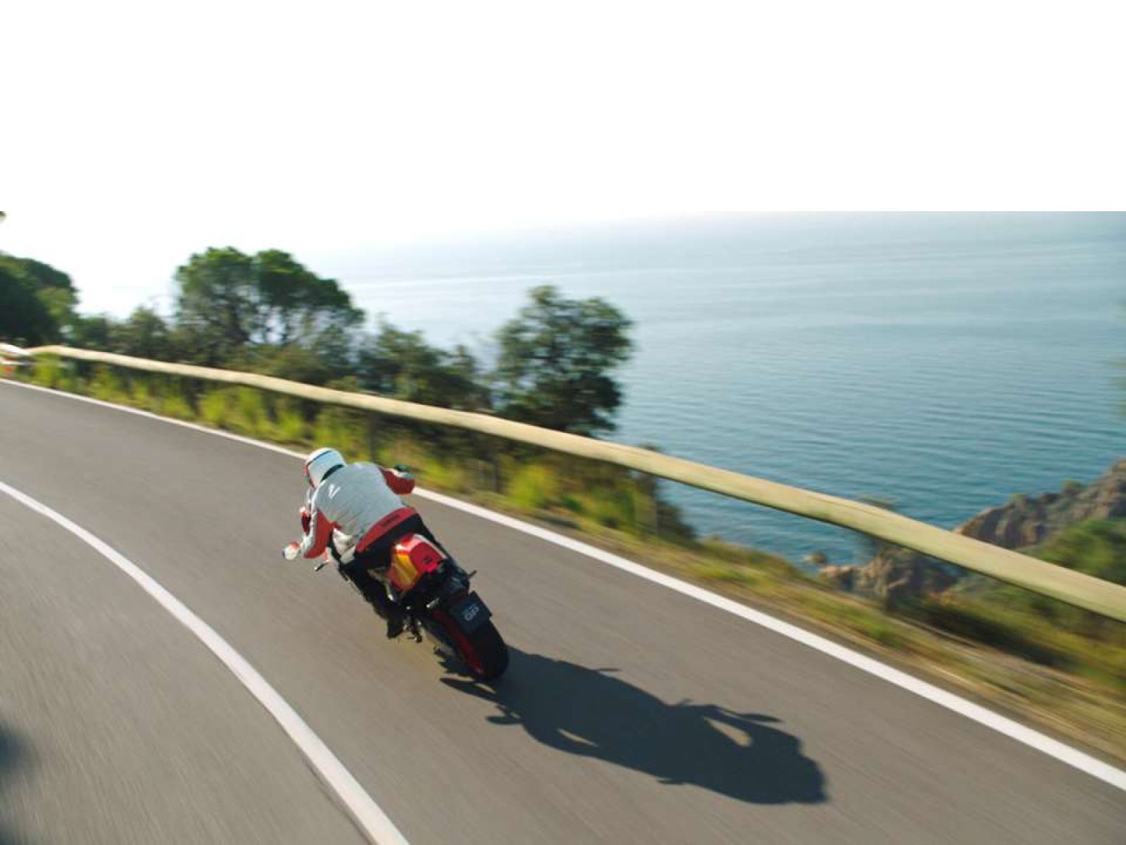 Мотоцикл YAMAHA XSR 900 GP (Legend Red) 2024